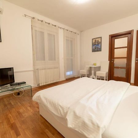 Apartment Royal City เบลเกรด ภายนอก รูปภาพ
